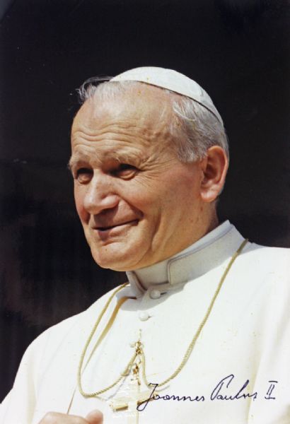 Pope John Paul II Rare Signed 8" x 12" Color Portrait Photograph w/Official Vatican Seal!