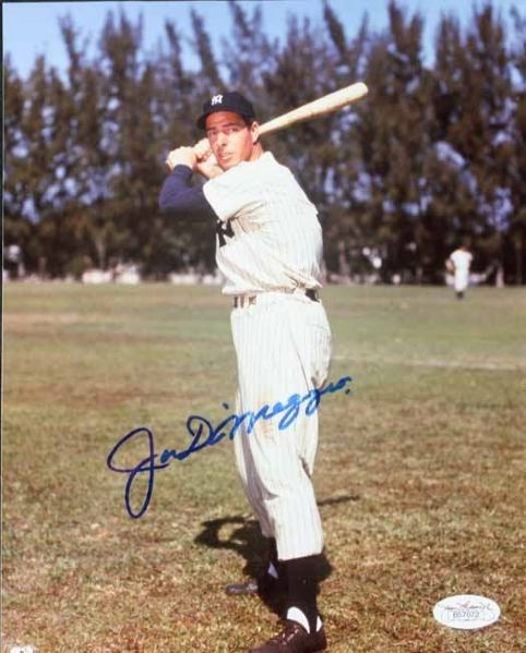 Joe DiMaggio Excellent Signed 8" x 10" Color Photo (JSA)