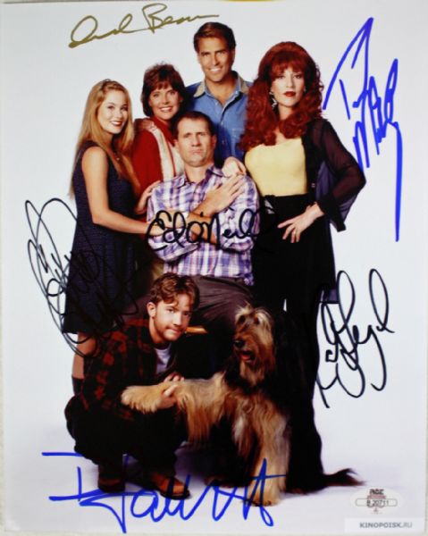 "Married with Children" Cast Signed 8" x 10" Color Photo (6 Sigs)
