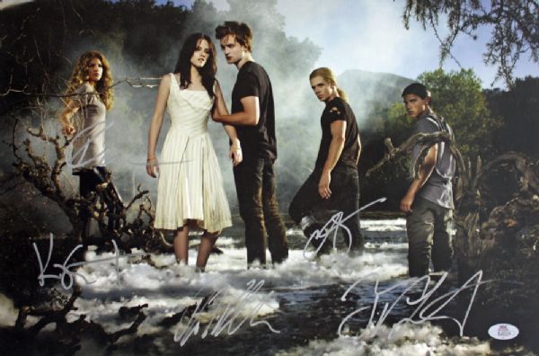"Twilight" Cast Signed 11" x 17" Color Photo (5 Sigs)