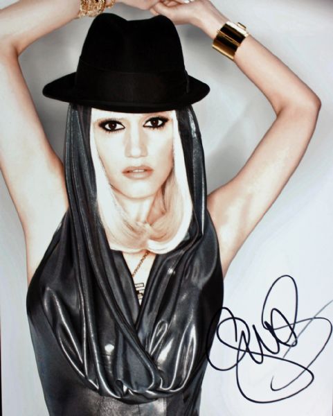 Gwen Stefani Signed 11" x 14" Color Photo