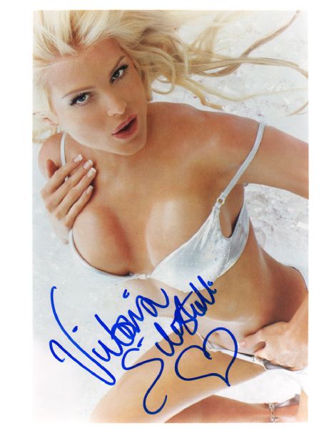 Victoria Silvstedt Sexy In-Person Signed 8" x 10" Color Photo (JSA)