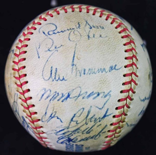 1967 Pittsburgh Pirates Team Signed Baseball w/Exceptional Signatures & Clemente! (PSA/DNA)