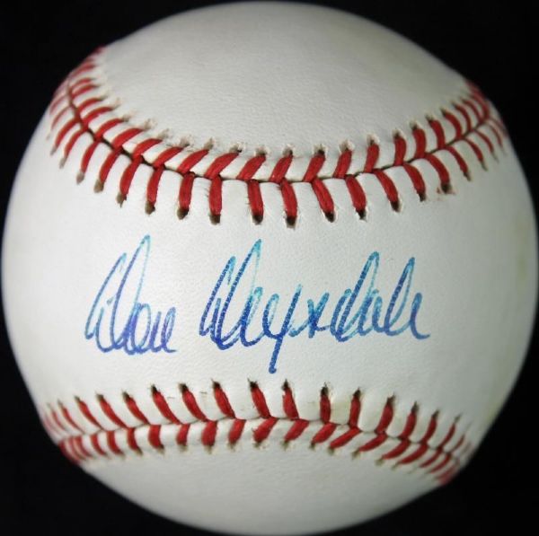 Don Drysdale Single-Signed ONL Baseball (PSA/DNA)