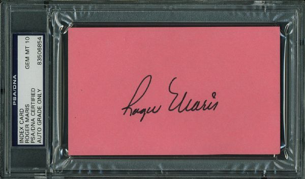 Roger Maris Signed 3" x 5" Card - PSA/DNA Graded GEM MINT 10!
