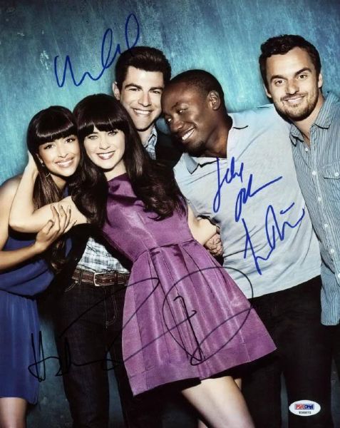 "New Girl" Cast Signed 11" x 14" Color Photo (5 Sigs)(PSA/DNA)