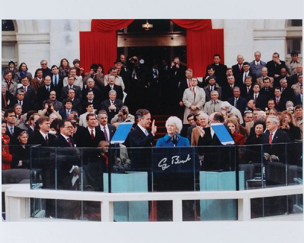 President George H.W. Bush (Sr.) Signed 16" x 20" Color Photo (PSA/DNA)