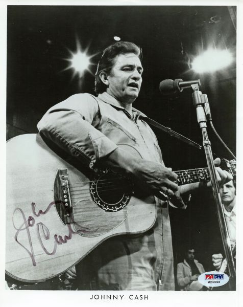 Johnny Cash Signed Black and White 8 x 10 From the Famous San Quentin Prison Performance (PSA/DNA)