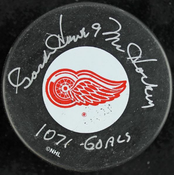 Gordie Howe Signed "#9 Mr. Hockey-1071 Goals" Detroit Red Wings NHL Hockey Puck (PSA/DNA)