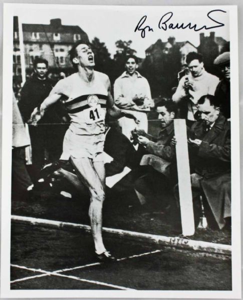 Roger Bannister Signed 8" x 10" photo (PSA/DNA Guaranteed)