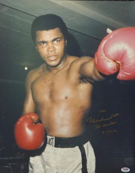 Muhammad Ali Signed 16" x 20" Color Photo w/ "The Greatest" Inscription (PSA/DNA)