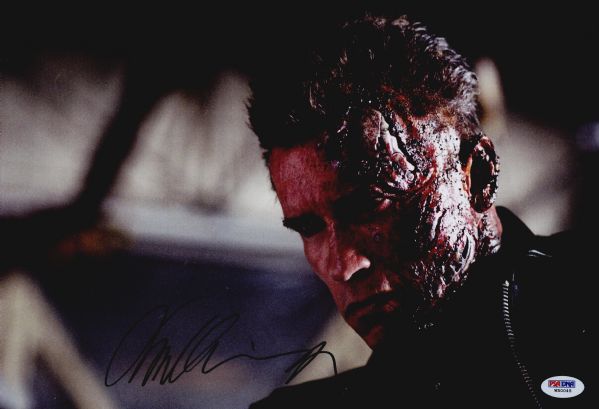 Arnold Schwarzenegger Signed 11" x 14" Terminator Photo (PSA/DNA)