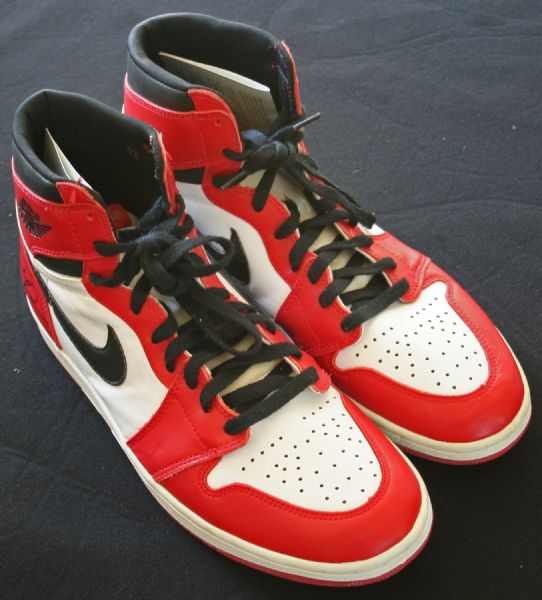 Michael Jordan Signed Nike Retro Air Jordan Basketball Sneakers - Both Shoes Signed! (UDA)