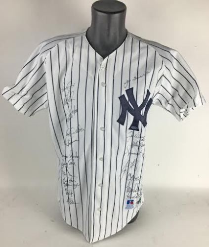 1998 WS Champion NY Yankees Vintage Team-Signed Jersey w/ Jeter & Rivera! (Steiner Sports)