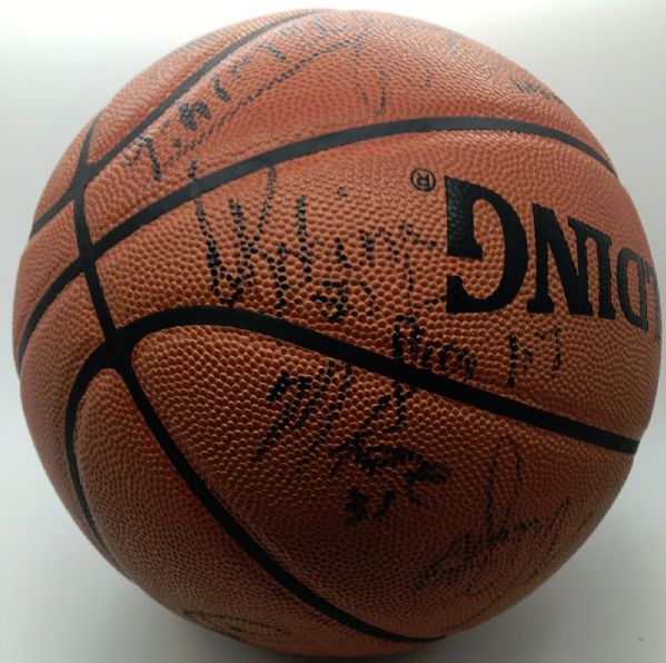1997/98 San Antonio Spurs Team Signed Basketball w/ Rookie Duncan & Robinson! (JSA)