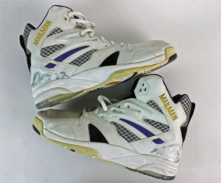 Karl Malone Signed 1994 Western Conference Finals Game 1 Used Basketball Sneakers (MEARS)