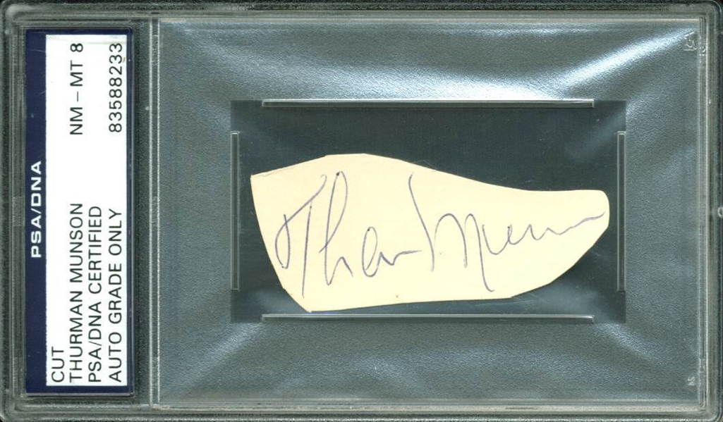 Thurman Munson Superb Signed 1" x 2.75" Cut (PSA/DNA Graded NM-MT 8)
