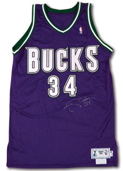 Ray Allen Signed & Game Used/Worn 1998/99 Miwaukee Bucks Jersey MEARS A-10!
