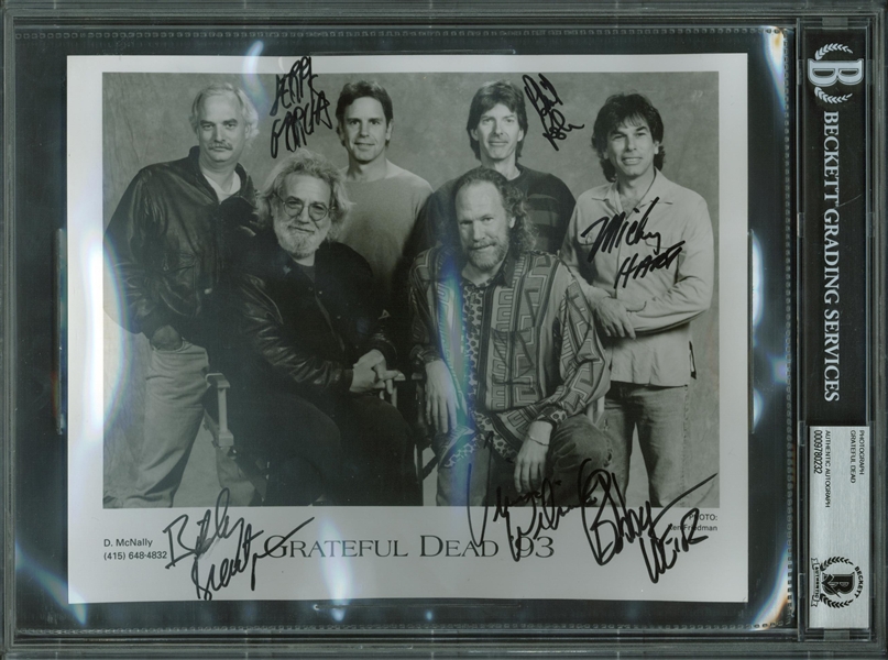 Grateful Dead: Group Signed 8" x 10" Promotional Photo w/ 6 Signatures (Beckett/BAS Encapsulated)