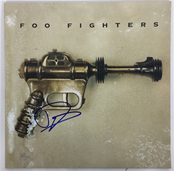 Foo Fighters David Grohl Signed Album (Beckett/BAS Guaranteed)