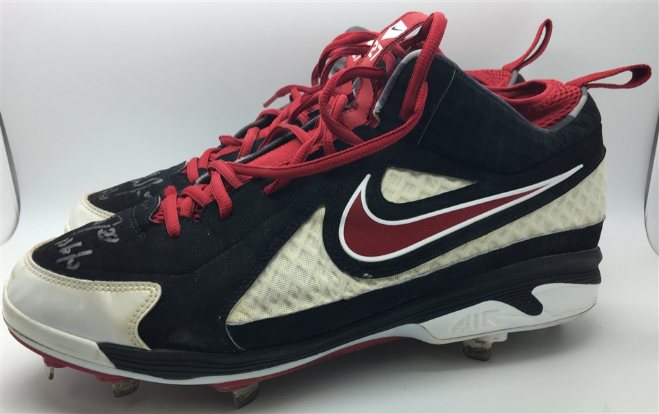 Mike Trout Game Used/Worn & Signed 2013 Angels Cleats (Anderson Authentics/Mike Trout LOA)