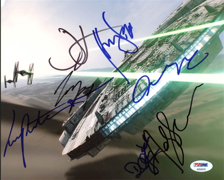 Star Wars: The Force Awakens Cast Signed 8" x 10 Photo w/ Ford & 6 Others (PSA/DNA)