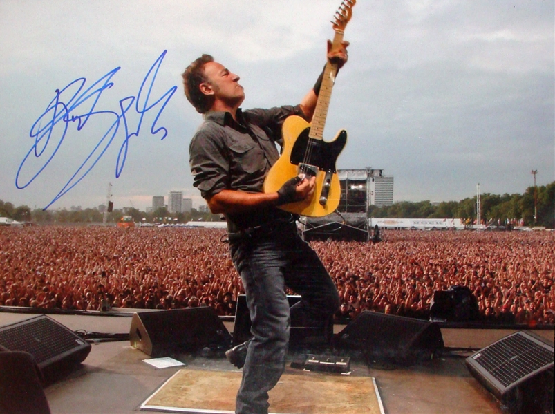 Bruce Springsteen ULTRA-RARE Signed 16" x 20" On-Stage Hyde Park Photograph (PSA/JSA Guaranteed)