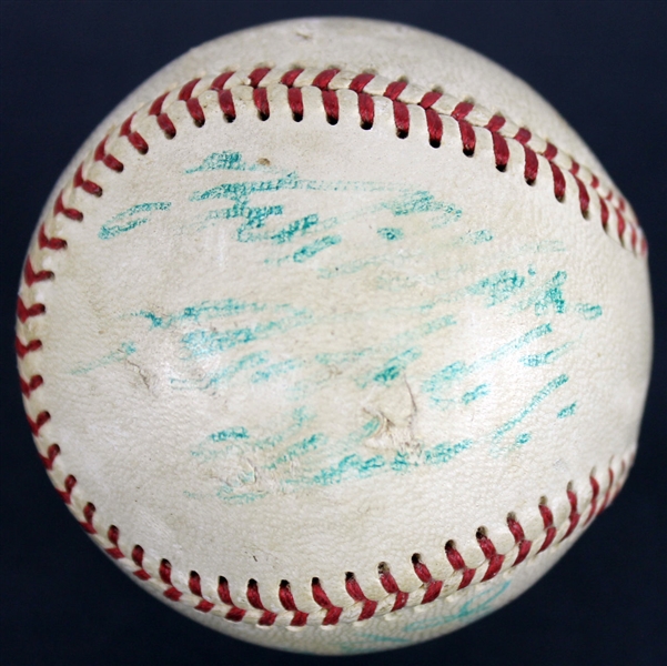 Roberto Clemente Rare Signed ONL (Giles) Baseball (PSA/DNA)