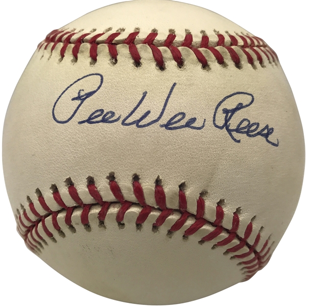 Pee Wee Reese Vintage Signed ONL Baseball (Beckett/BAS Guaranteed)