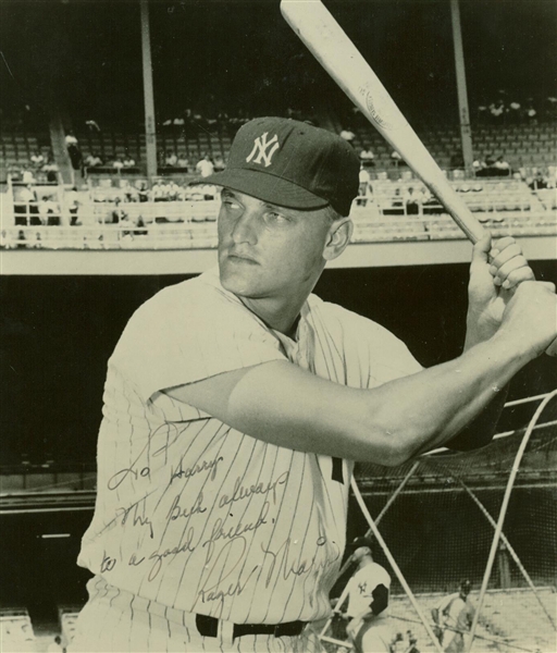 Roger Maris Vintage Signed Original 7" x 9" Yankees Photograph (PSA/DNA)