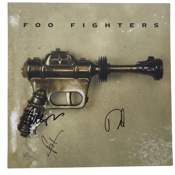 Foo Fighters Group Signed Self Titled Debut Album w/ 3 Signatures! (Beckett/BAS Guaranteed)