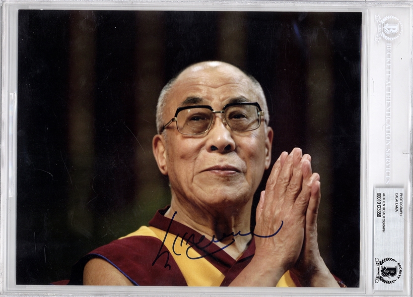Dalai Lama (14th) Signed 8" x 10" Color Photograph (Beckett/BAS Encapsulated)