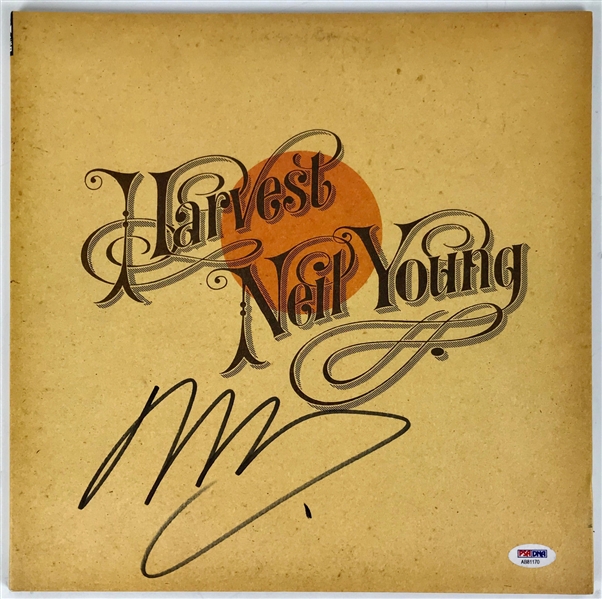 Neil Young Desirable Signed "Harvest" Record Album with Bold Autograph (PSA/DNA)