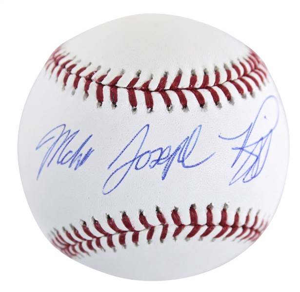 Mike Piazza Signed OML Baseball w/ Full Name Signature (BAS/Beckett)