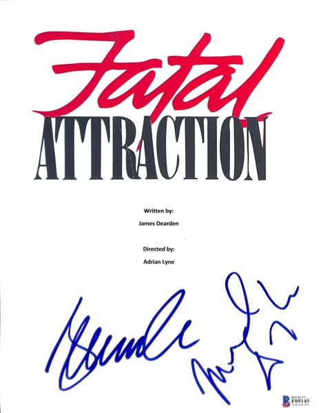 Michael Douglas & Glenn Close Dual-Signed "Fatal Attraction" Script Cover (BAS/BEckett)