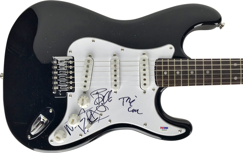 Green Day Group Signed Starcaster Guitar w/ Billie Joe Armstrong, Mike Dirnt and Tre Cool! (PSA/DNA)