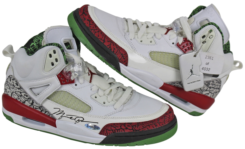 Michael Jordan Signed Ltd. Ed. Air Jordan Spiz-ike Sneakers (UDA)