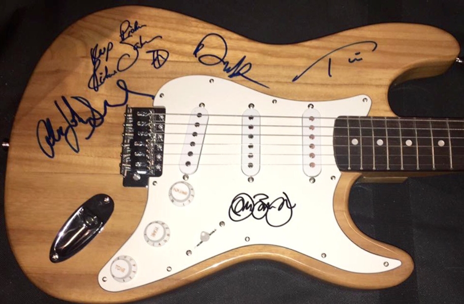 Bon Jovi RARE Group Signed Stratocaster-Style Guitar (Beckett/BAS Guaranteed)