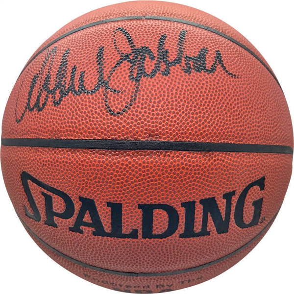Kareem Abdul-Jabbar Signed Official NBA Leather Basketball (BAS/Beckett)