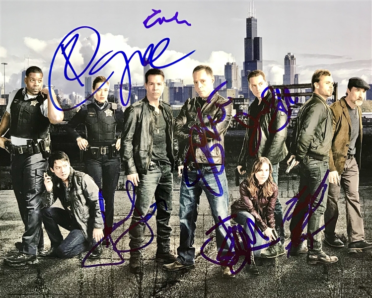 Chicago PD Cast Signed 8" x 10" Color Photo (7 Sigs)(Beckett/BAS Guaranteed)