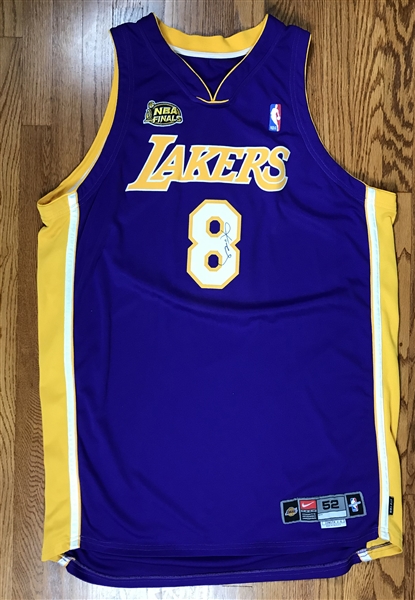 2000-01 Kobe Bryant Game Worn NBA Finals LA Lakers Jersey (DC Sports)