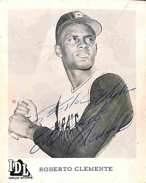 Roberto Clemente ULTRA-RARE Signed 1963 IDL Drug Store Baseball Card (JSA)