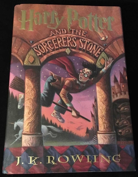 Daniel Radcliffe Signed "Harry Potter & the Sorcerers Stone" Hardcover Book (Beckett/BAS Guaranteed)