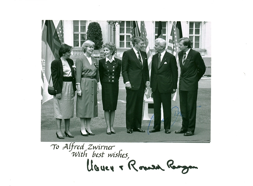 Ronald & Nancy Reagan Dual Signed 5" x 7" Photograph (Beckett/BAS Guaranteed)