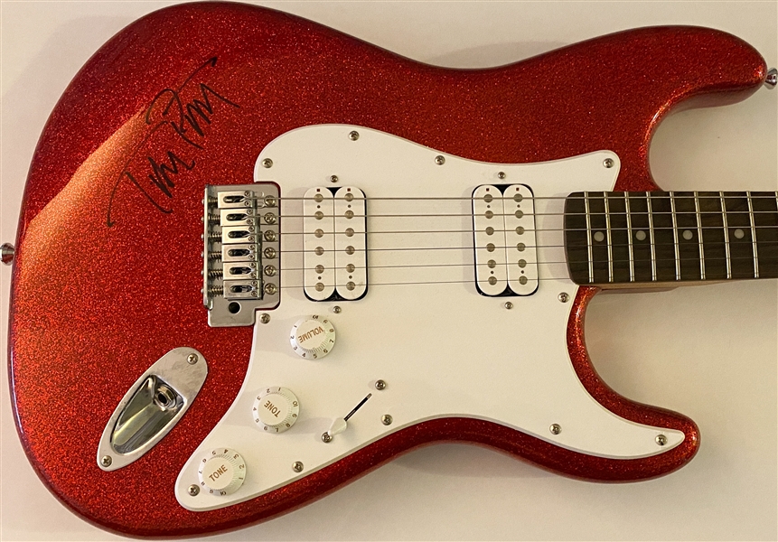 Tom Petty STUNNING In-Person Signed Red Fender Stratocaster Electric Guitar (Beckett/BAS Guaranteed)
