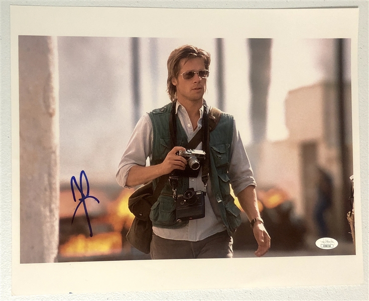 Brad Pitt In-Person Signed 14" x 11" Photo (John Brennan Collection) (JSA Authentication) 