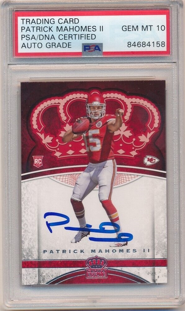 Lot Detail Patrick Mahomes Signed Panini Crown Royale Rookie