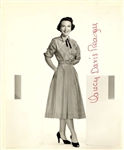 Nancy Reagan Signed Vintage 8" x 10" Photograph w/ Full Name (Beckett/BAS)