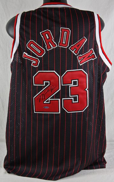 Lot Detail - Michael Jordan Signed 1995-96 Chicago Bulls Red Pinstripe ...