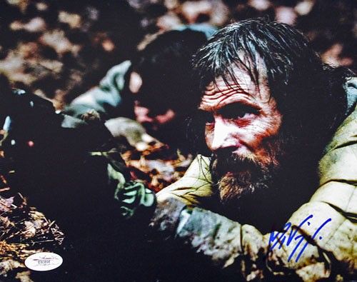 Viggo Mortensen Signed 8" x 10" Color Photo (JSA) 